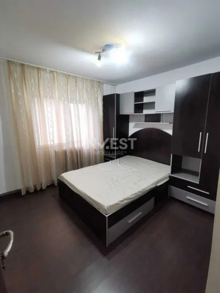 DE VANZARE-APARTAMENT 2 CAMERE-DECOMANDAT