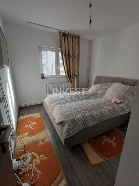 Apartament 3 Camere, intermediar, zona Nicolina 1( Lidl)