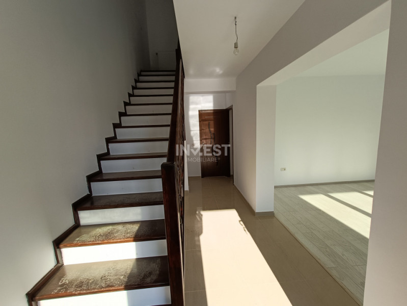 Duplex, 4 camere, pivniță generoasă — Valea Lupului, Iași