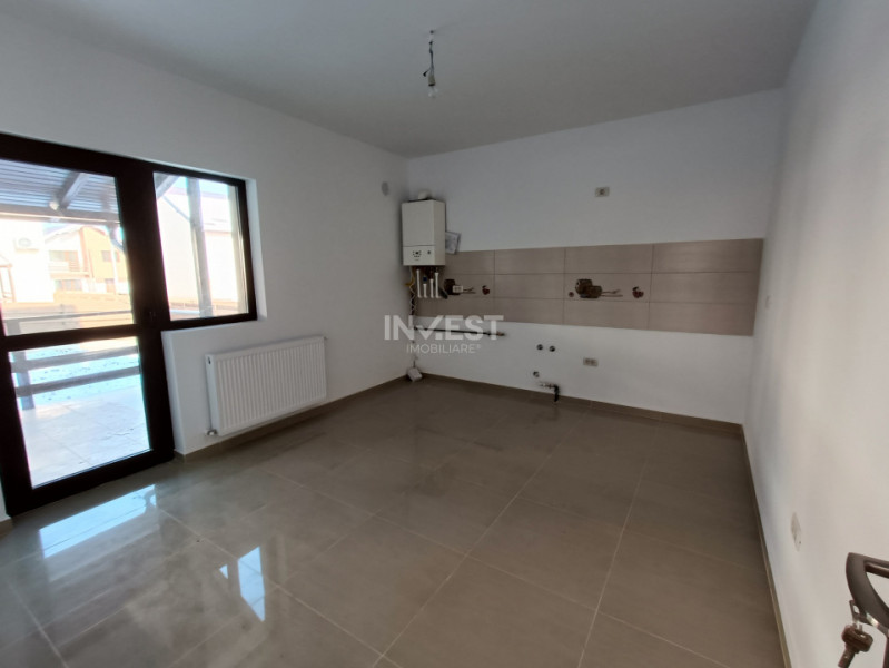 Duplex, 4 camere, pivniță generoasă — Valea Lupului, Iași