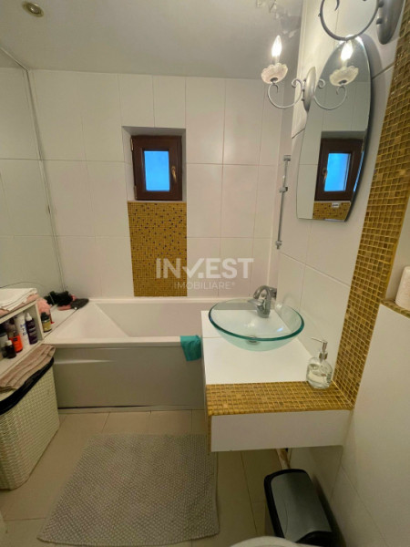 Apartament 3 camere-Sf Lazar-Palas Mall-etaj 1