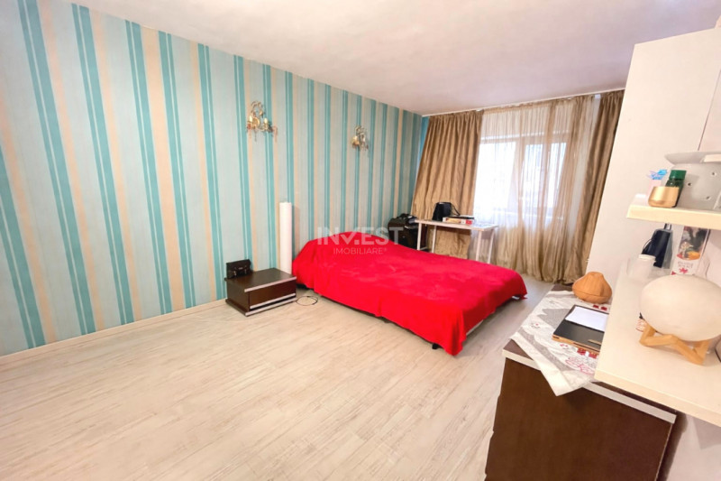 Apartament 3 camere-Sf Lazar-Palas Mall-etaj 1
