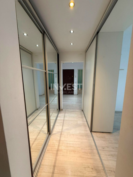 Apartament 3 camere-Sf Lazar-Palas Mall-etaj 1