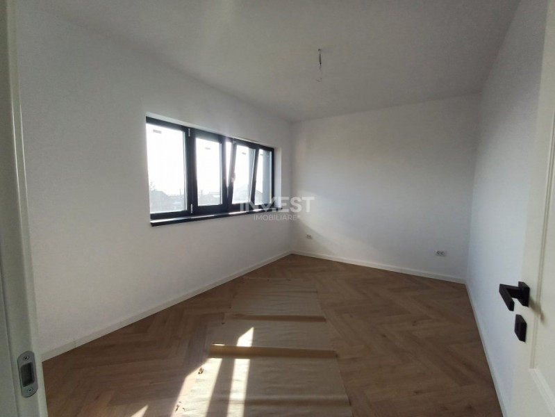 CASA 4 CAMERE, 3 BAI, 130 MP UTILI , GALATA , TVA INCLUS IN PRET !!! 