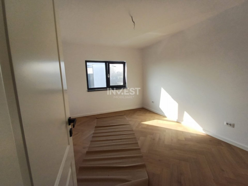 CASA 4 CAMERE, 3 BAI, 130 MP UTILI , GALATA , TVA INCLUS IN PRET !!! 