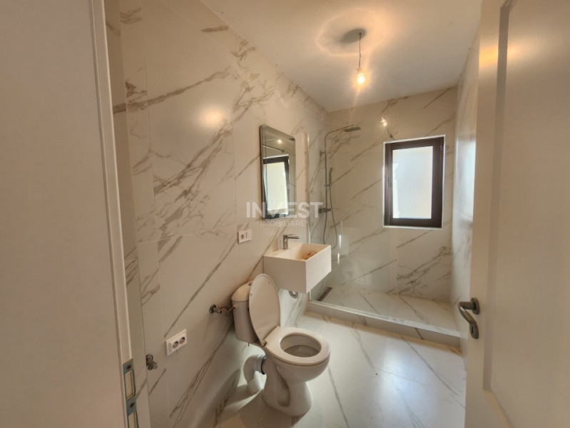 DUPLEX COMPLET, ALCATUIT DIN 2 UNITATI, 240 MP UTILI SI 500MP , 8 CAMERE, 2 BAI