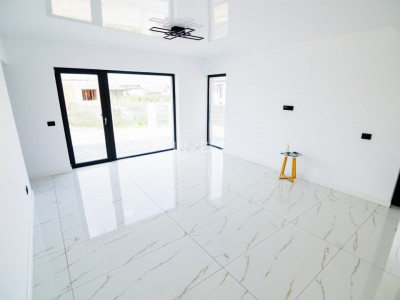 COMISION 0%! Duplex modern cu 3 dormitoare, 2 băi și terasă panoramică