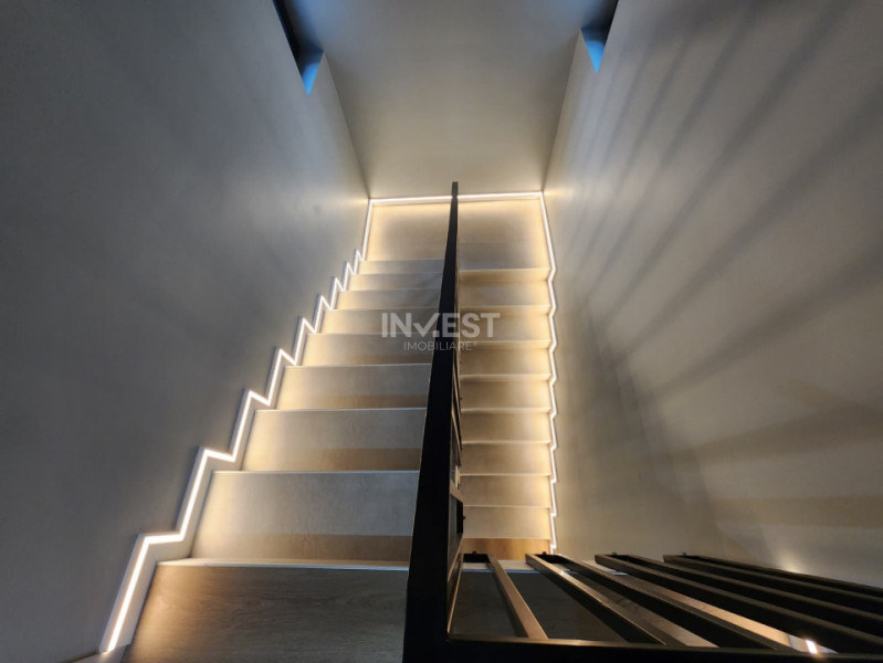 CASA INDIVIDUALA, 5 CAMERE, 3 BAI, 135 MP UTILI, 470 MP TEREN, MIROSLAVA