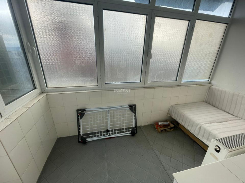 Apartament 3 camere decomandat - Podu Roș-liceul Racovita