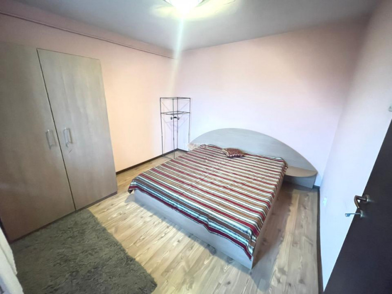 Apartament 2 camere-Podu Ros-49 mp