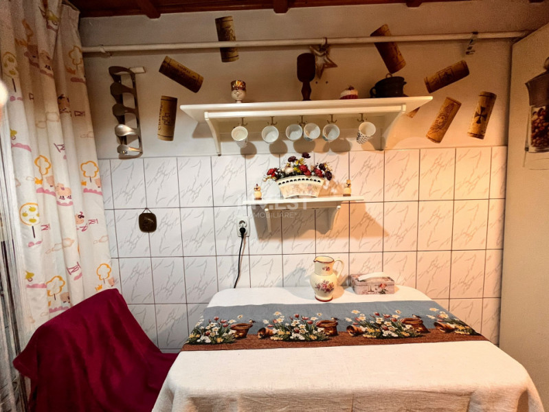 Apartament de vanzare, 3 camere, decomandat, zona Gara, Iasi