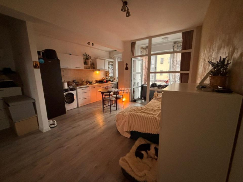 APARTAMENT CU 2 CAMERE , OPEN-SPACE, ETAJ INTERMEDIAR, CAPAT CUG-VISOIANU