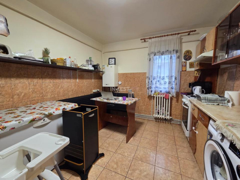 APARTAMENT 2 CAMERE-ETAJ 1-DECOMANDAT-DACIA