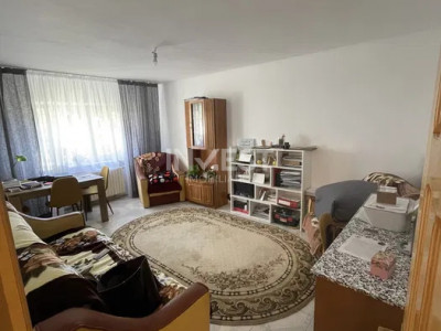 Apartament 2 camere, decomandat, etajul 2,  Nicolina-Biserica Catolica!