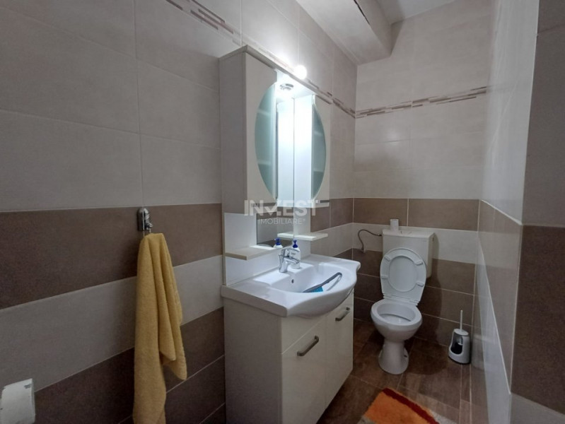 CASA PREMIUM  MIROSLAVA , 250MP UTILI, 5 CAMERE, BECI, 2 GARAJE, 1100 MP TEREN