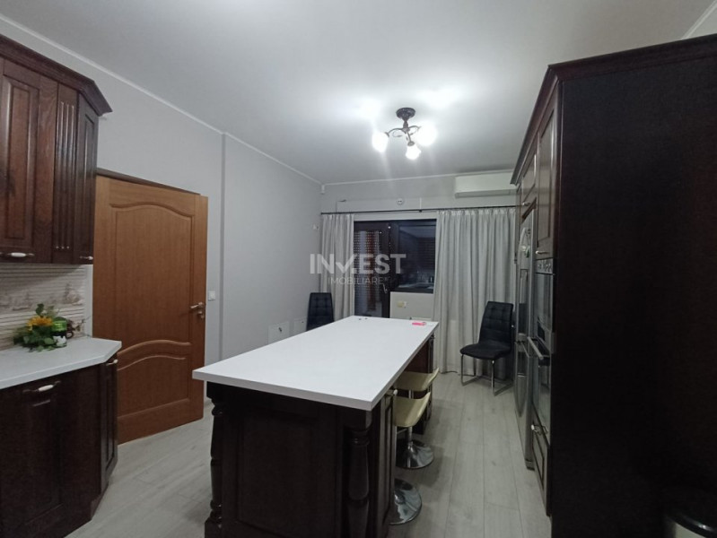 CASA PREMIUM  MIROSLAVA , 250MP UTILI, 5 CAMERE, BECI, 2 GARAJE, 1100 MP TEREN