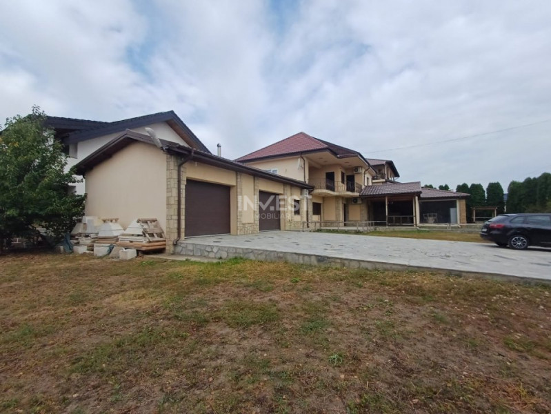 CASA PREMIUM  MIROSLAVA , 250MP UTILI, 5 CAMERE, BECI, 2 GARAJE, 1100 MP TEREN