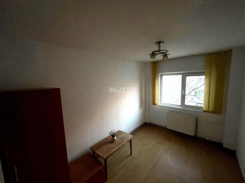 DE VANZARE-APARTAMET 3 CAMERE-DACIA