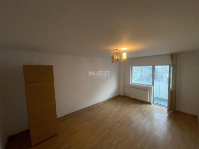 DE VANZARE-APARTAMET 3 CAMERE-DACIA