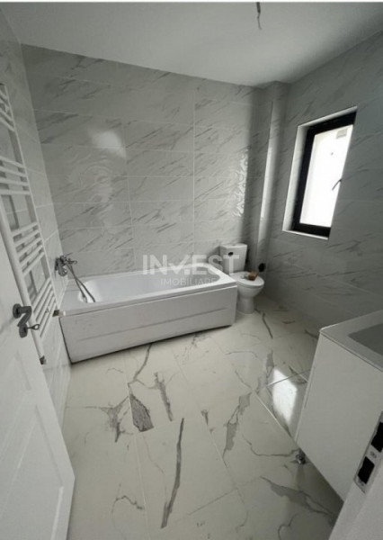 Casa individuala , 4 camere, 2 bai, 500mp de teren, MIROSLAVA