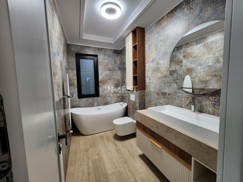 CASA CU 4 CAMERE, 2 BAI , COMPLEX PREMIUM CU ACCES PRIVAT !!! IASI