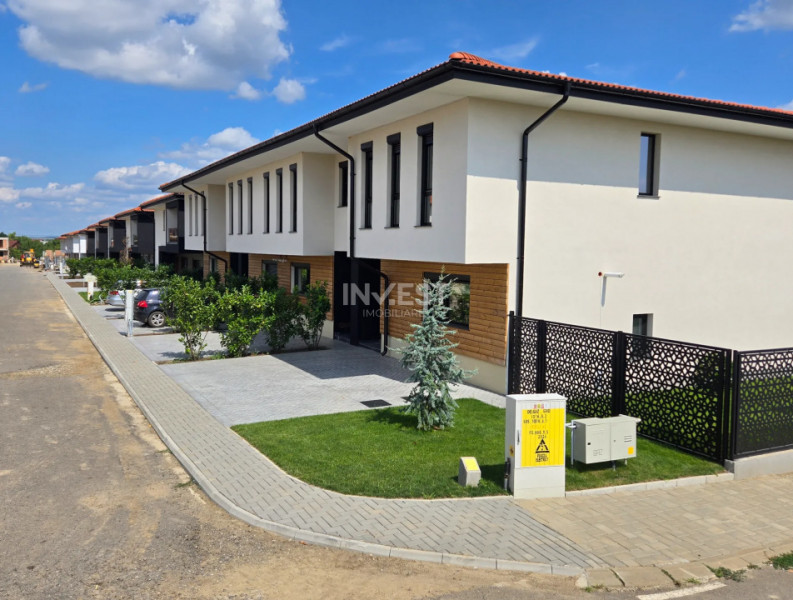 CASA CU 4 CAMERE, 2 BAI , COMPLEX PREMIUM CU ACCES PRIVAT !!! IASI