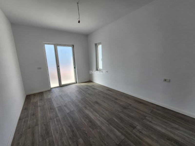 Casa individuala , 4 camere , 2 bai , zona MIROSLAVA-VALEA URSULUI