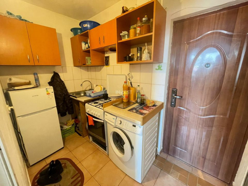 Camera camin-Piata Nicolina