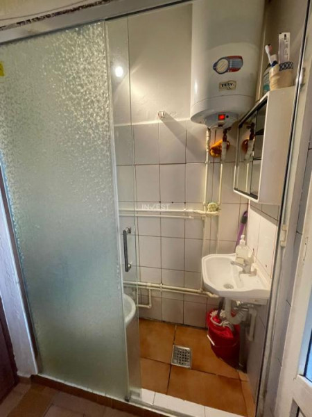 Camera camin-Piata Nicolina