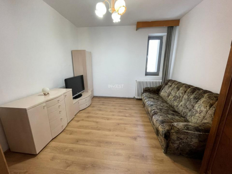 Apartament de inchiriat, 3 camere, decomandat, zona Podu Ros, Iasi