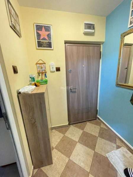 Apartament 2 camere-52 mp-etaj 1-Podul de Piatra