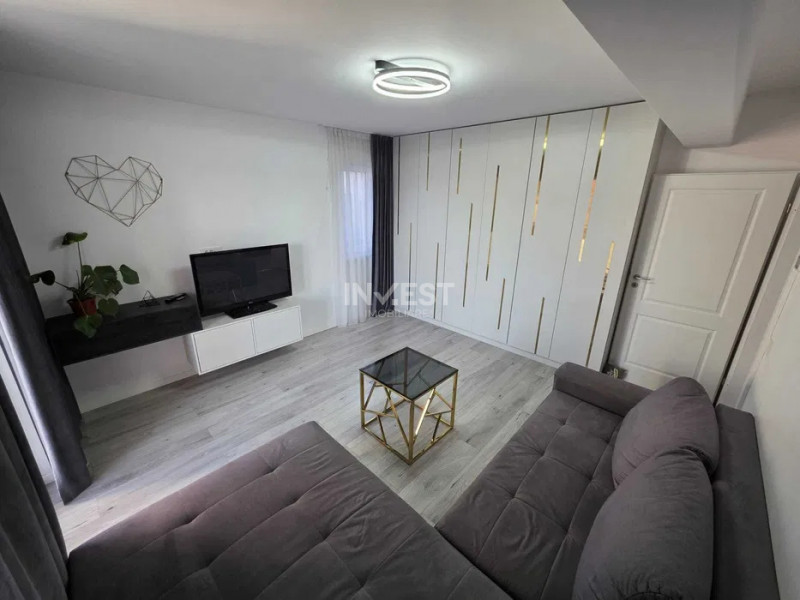 APARTAMENT CU 3 CAMERE, DECOMANDAT, ETAJ 1, ZONA NICOLINA