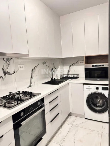 APARTAMENT CU 3 CAMERE, DECOMANDAT, ETAJ 1, ZONA NICOLINA