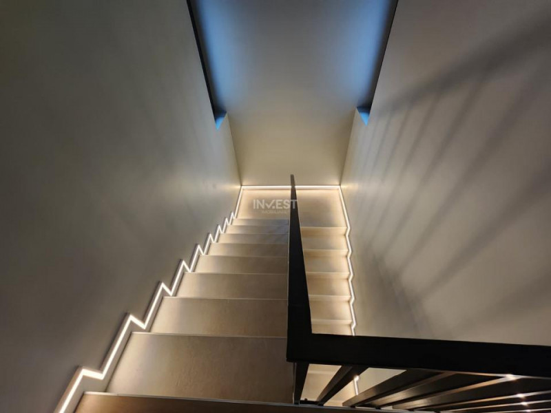 CASA 4 CAMERE , 2 BAI , 120 MP UTILI , MIROSLAVA, CLASA ENERGETICA A