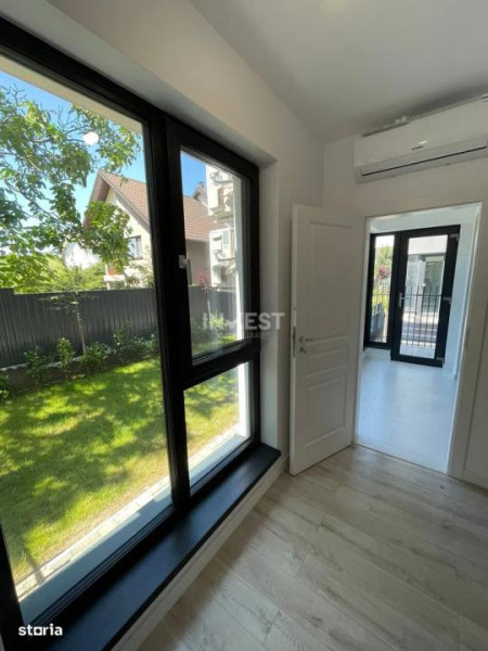 APARTAMENT CU 4 CAMERE , 2 bai , 96 mp utili , curte amenajata 55 mp, NICOLINA