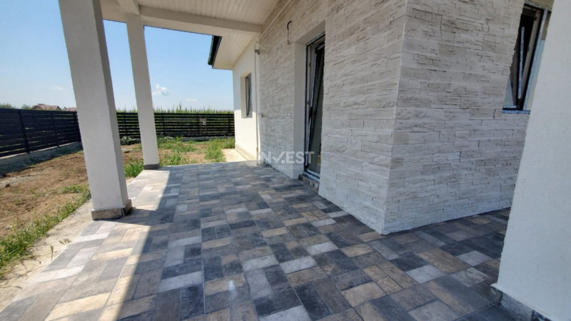 CASA INDIVIDUALA, 3 CAMERE,81 MP UTILI, 400MP TEREN, MIROSLAVA