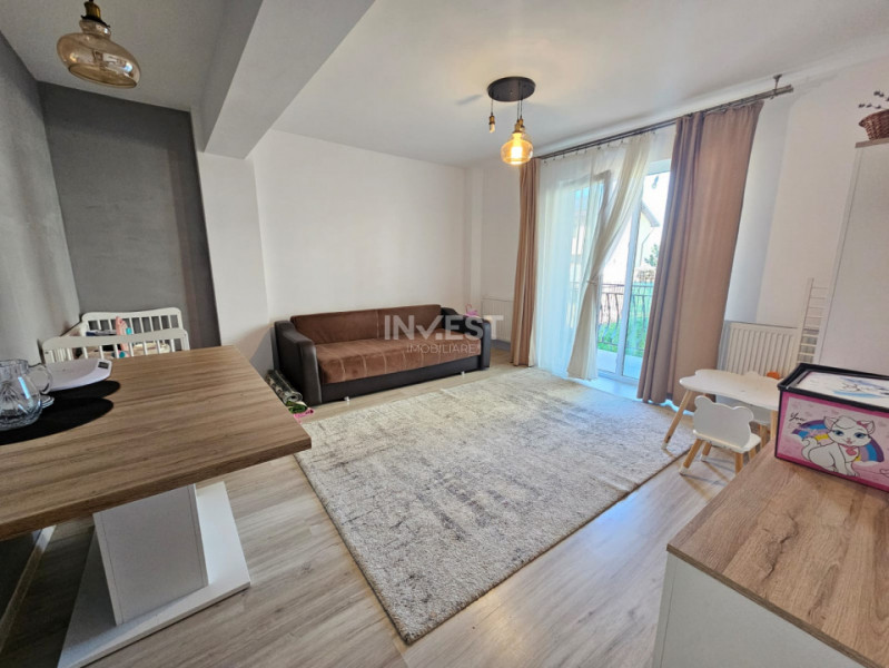 APARTAMENT 2 CAMERE DECOMANDAT, CURTE 42 MP CU LOC DE PARCARE INCLUS IN PRET