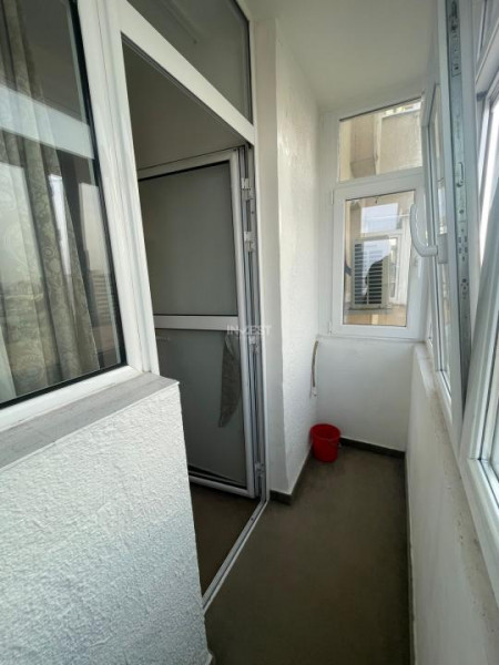 Apartament 2 camere decomandat-Podu Ros-Socola