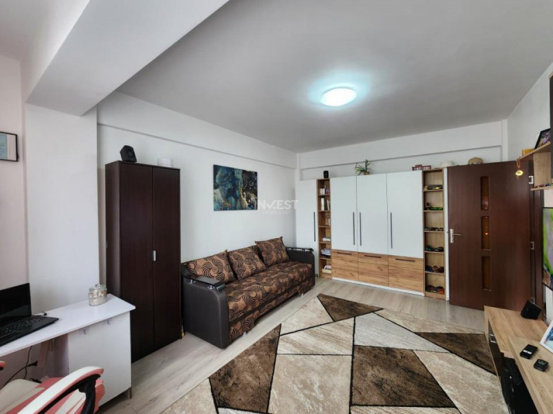 Apartament 1 camera decomandat, 36mp, etajul 2 , capat CUG