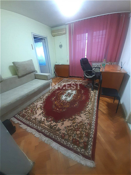 Apartament 2 camere-Podu Ros-Liceul Emil Racovita