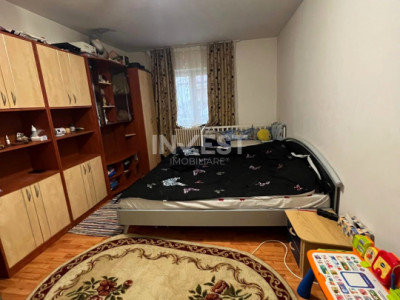 Apartament 2 camere decomandat-Podul de Fier-bloc 1982