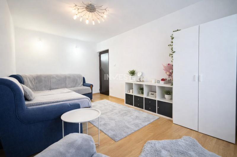 Apartament de vanzare, 3 camere, decomandat, zona Moara de Foc, Iasi