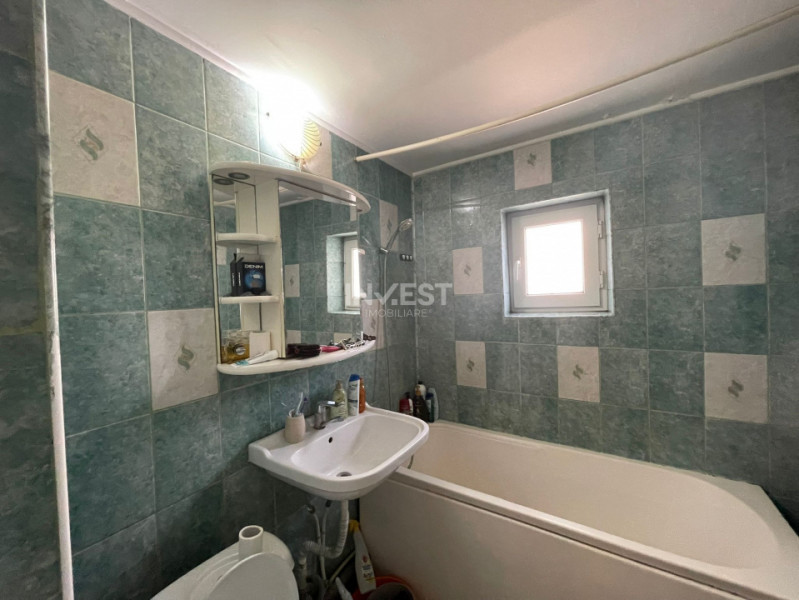 Apartament de vanzare, 3 camere, zona Pacurari - Toma Cozma, Iasi