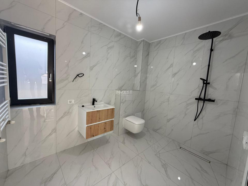 Locuință cu 4 camere/2 băi, 115 MPU, arhitectură modernă