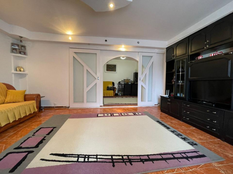 Apartament de vanzare, 2 camere decomandat, zona Moara de Foc, Iasi