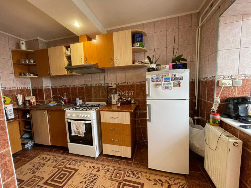 Apartament de vanzare, 2 camere decomandat, zona Moara de Foc, Iasi