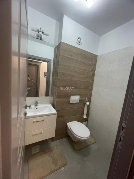 APARTAMENT 3 CAMERE-ETAJ 1-DECOMANDAT