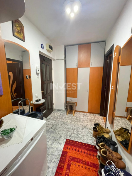 Apartament 2 camere decomandat-Podu Ros-bloc fara risc