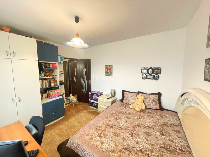 Apartament 2 camere decomandat-Podu Ros-bloc fara risc