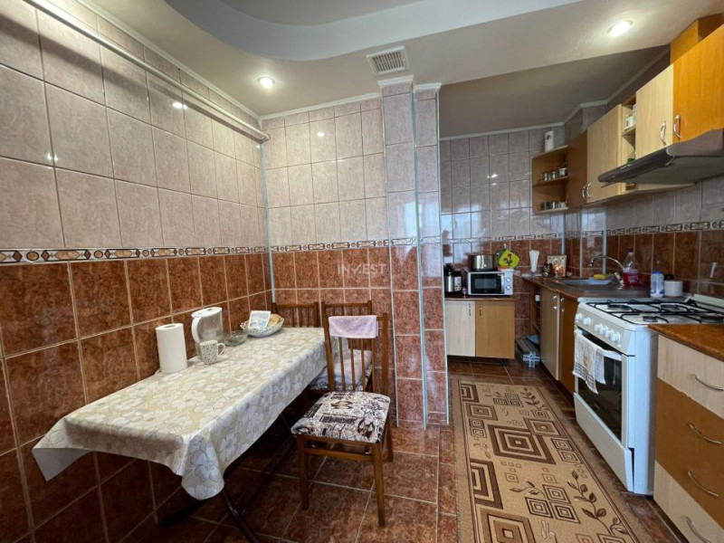 Apartament de vanzare, 2 camere decomandat, zona Moara de Foc, Iasi